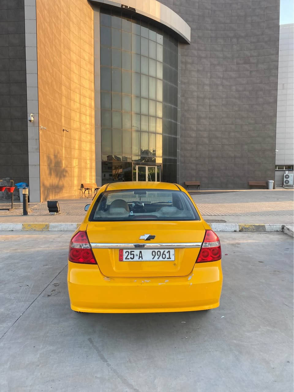 افيو موديل 2008 
يەک پارچە تیایە سەنەوی تازەیە رەقمی تازەیە 
دەفتەر بەنزینی هەیە سەیارەکە مەسرەفی نیە 
سعر45 مەجالي برايەنەی تیایە
رەقم موبایل *********** كركوك, العراق
