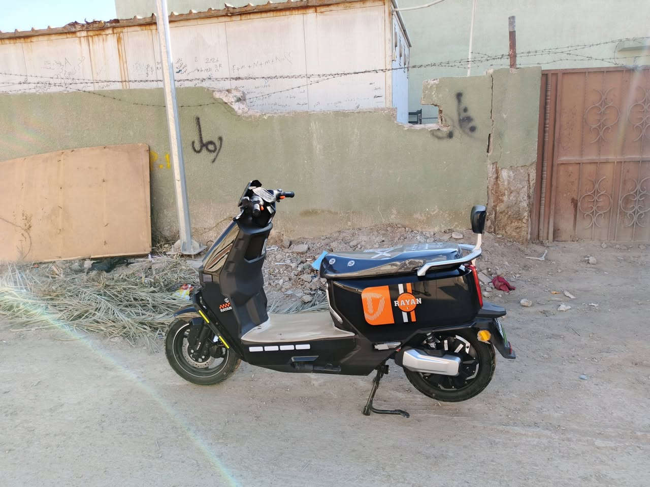 سلام عليكم ورحمه الله وبركاته عندي ماطور للبيع موديل 2025مستخدم شي قليل السعر مليون 300وبيه مجال للطبيين رقم الهاتف ***********مكان صلاح الدين قضاء الدجيل مستعجل على بيعته ملاحضه أو مراوس حسب القناعه
