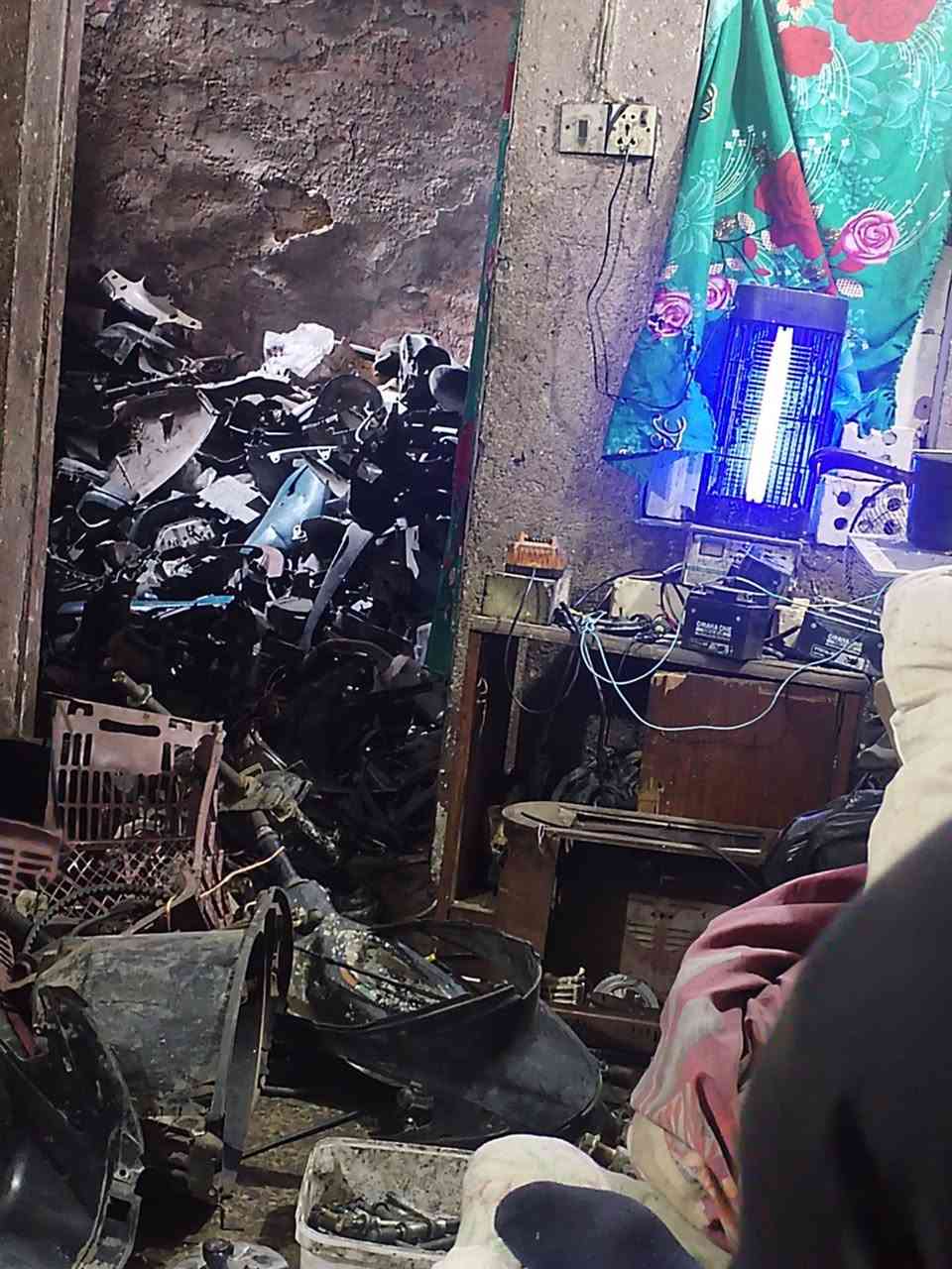 فيتر متجول وغراض دراجات تفصيخ كل مايخص لدراجه عندي عندي محلات بل كفاح مال تفصيخ


**إذا كنت صاحب هذا الإعلان وتريد حذفه لأي سبب، رجاءا أرسل رسالة إلى الدعم الفني**