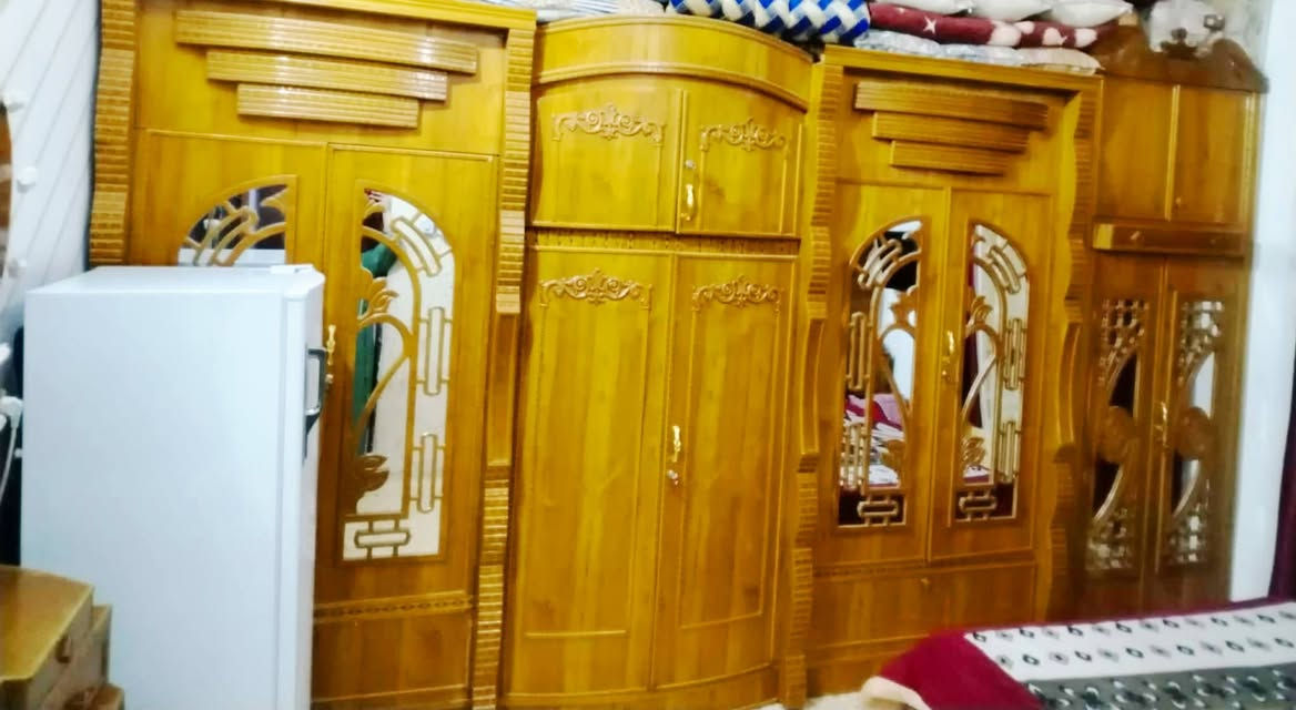 غرفه ام السته طابقين استعمال شيء بسيط جدا اخو الجديد مكان الغرفه بابل الحمزه الغربي ملاحظه اكو توصيل بي يجور.. ***********
