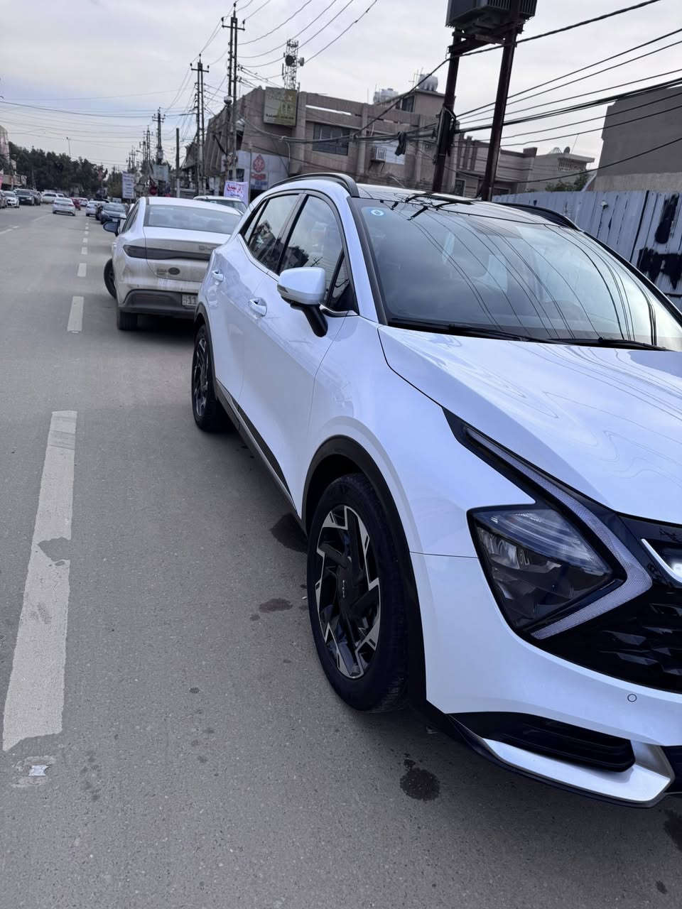 كيا سبورتاج 2024 خليجي كفالة عامة عدا طخة بسيطة بل باب عكس السايق موضحة بل صور ماشية 19454 قابل للزيادة فول مواصفات 
بانوراما
بصمة تشغيل 
بصمة ابواب 
تشغيل عن بعد 
مقاعد كهرباء 
مقاعد وستيرن تدفئة 
كامرة خلفية حساسات خلفية + امامية
اوتو هولد 
هاند بريك كهرباء 
تحكم كامل من المقود+شفتات
اربع وضعيات قيادة
مانع تزحلق
العنوان الدورة شارع ابو طيارة 
الرقم ***********
السعر 250 قابل للتفاوض
