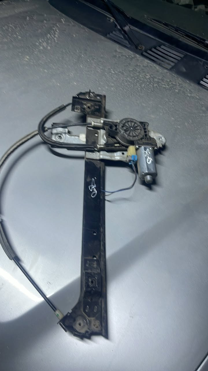 محلات اليزن يتوفر كافة قطع الغيار تريل بلايزر و جمسي أنڤوي و يتوفر كمبريسر تبريد ٨ سلندر و ٦ سلندر 
صيانة كافه السيارات بغداد طريق معسكر الرشيد مجمع مشن 
للتواصل والحجز و الاستفسار على هاتف المحل ***********
