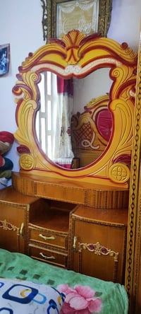 غرفه نضيفه جدا كنتور 7 بيبان معه ملحق  فوك وجربايه وميز ب650 بيها مجال...
