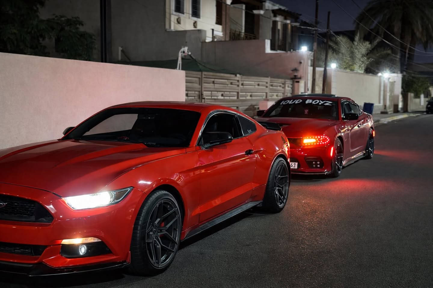 مراوس جالنجر 
موستنج 2016
مصبوغه حزام السياره 
تخم تايرات جديد 
صدر امامي خلفي جديد 
مودات تحكم ستيرن 
كير مكينه مكفول 
حادثه صندوك وارد امريكي


**إذا كنت صاحب هذا الإعلان وتريد حذفه لأي سبب، رجاءا أرسل رسالة إلى الدعم الفني**