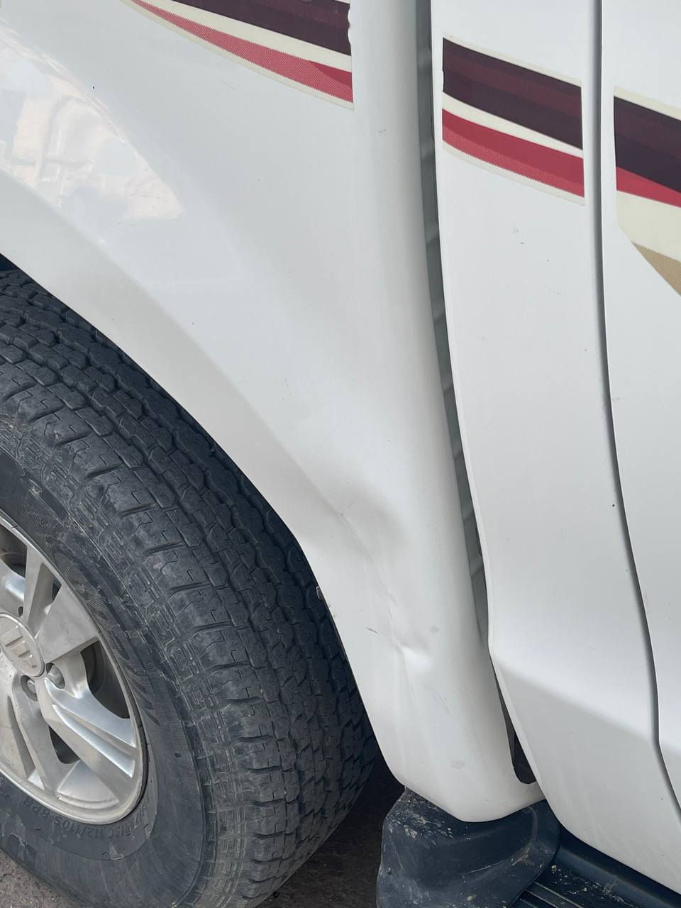 السلام عليكم
من رخصه الادمن للبيع بيكم فتون موديل 20
مكفوله ماعده الطخه الي موضح بالصورة كير محرك مكفول 
السعر 100وبيها مجال للاستفسار اكثر اتصل 
*********** مكان السيارة كربلاء المقدسة
