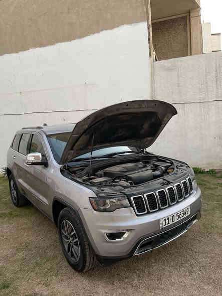 جيب موديل 2018 (لمتد )
فول فول مواصفات 6 سلندر ماعدا سلايد 
وارد امريكي حادث 4 قطع 
للاستفسار : ***********
ماشيه 70 الف 
محرك 3600
فور ويل 4x4
كاميرا خلفيه
صندوق كهربائي
حساسات
كشن تدفئه
بصمه تشغيل عن بعد 
لايت زينون
ايقاف ذاتي خلفي 
السيارة جاهزه مابيها نقص
شارع فلسطين                                      السعر 185
