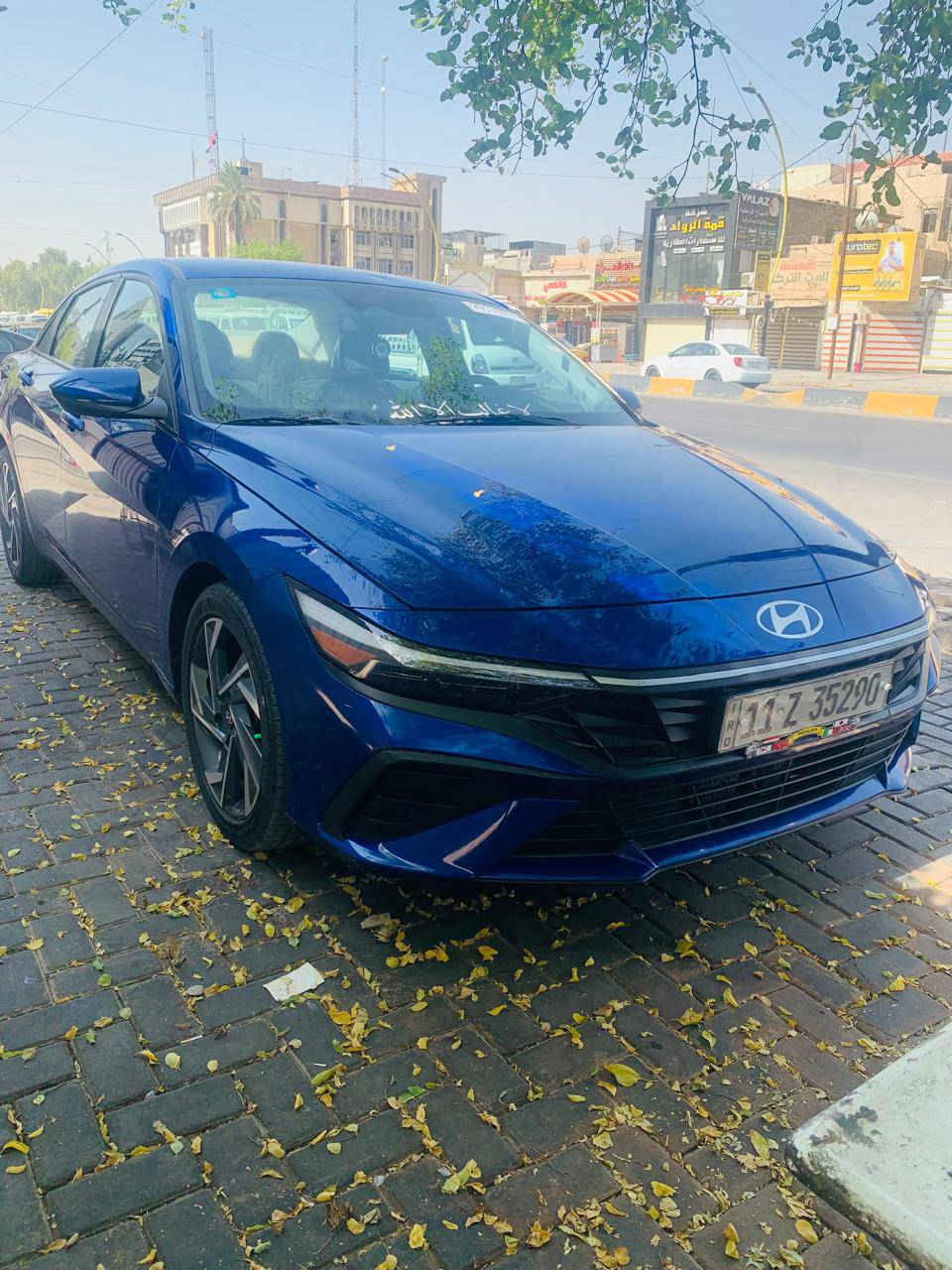 🚘 هيونداي إلنترا 2024 SEL
مكينة 2000 دوش — وارد أمريكي 🇺🇸
🚗 رقم بغداد دولي / تحويل مباشر

📍 السيارة بجم كبس — وضع الشركة
ماشية فقط 25 ألف ميل
حادث خفيف ومُوضح بالصور،
🔹 باقي أجزاء السيارة كفالة وضع الشركة

---

✨ المواصفات:
• تشغيل بصمة + بصمة أبواب
• تشغيل عن بُعد
• صندوق ذكي
• شاشة ديجيتال متصلة
• إضاءة LED بلدشبول متغيرة
• Apple CarPlay
• رادار أمامي
• تحديد مسار + تنبيه خروج عن المسار
• قيادة ذاتية
• تنبيه اهتزاز بالستيرن
• إضاءة نهارية LED
• لايت زينون بلادي
• تحكم كامل من الستيرن
• كير أوتو + عادي
• ويل كب

---

📦 السيارة بعده بوضع الشركة وما بيها أي نقص

📍 الموقع: بغداد
📞 للتواصل: ***********
