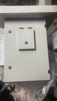 ‎بورد وطنيه 400 امبير جديد عدد 2 سعر البورد الواحد 350 الف  بغداد 0790...