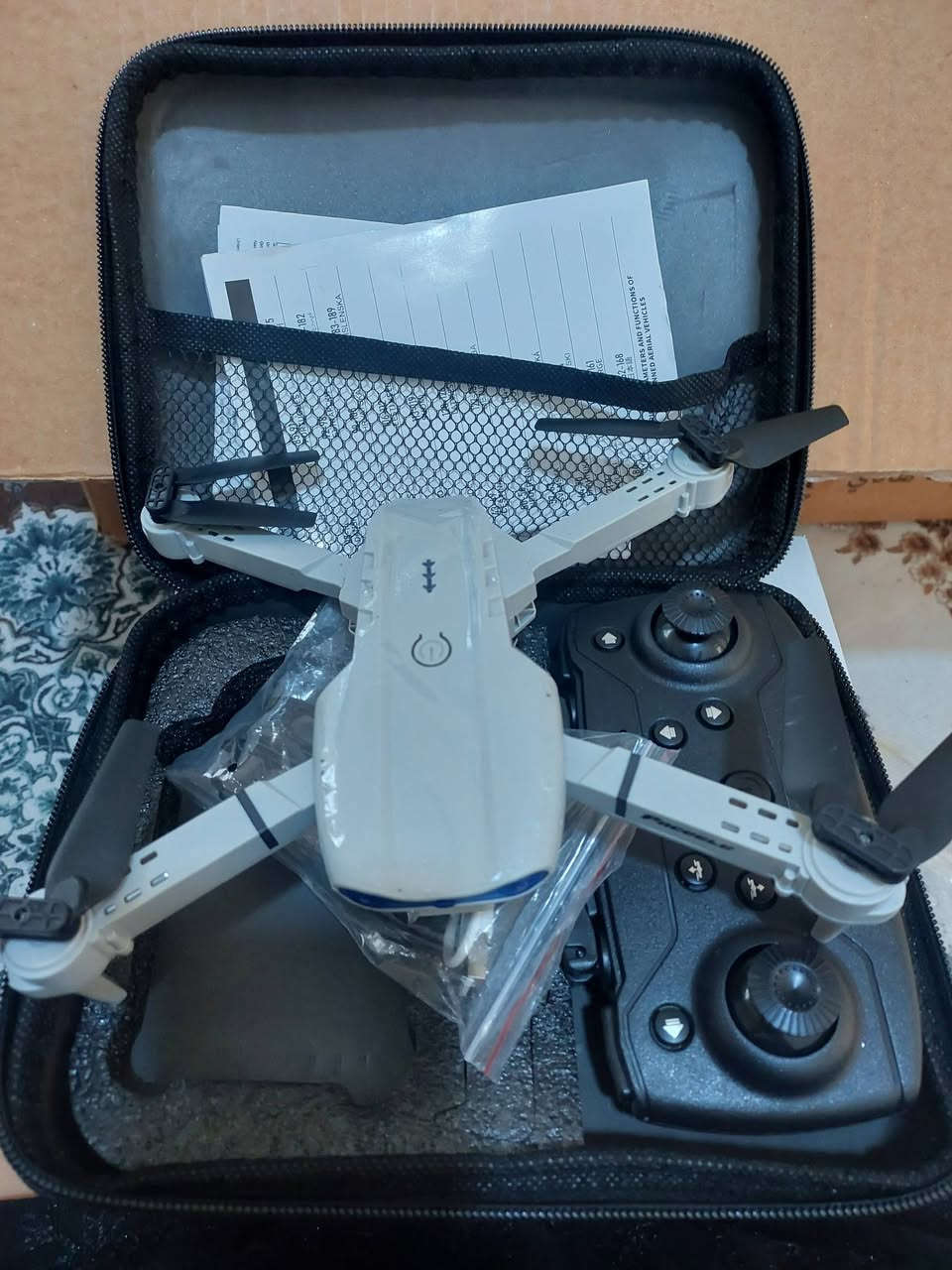 درون تصوير جديد غير مستخدم شغال على الفحص ملحقاتة كاملة سعرة ٢٥ الف توصيل محافظات ٥ الاف


**إذا كنت صاحب هذا الإعلان وتريد حذفه لأي سبب، رجاءا أرسل رسالة إلى الدعم الفني**