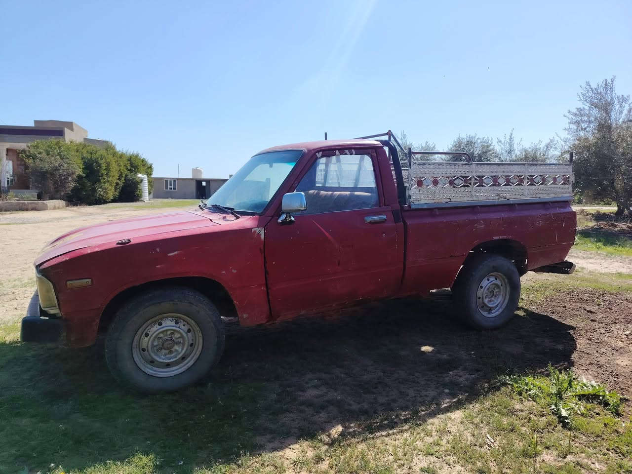 بكم موديل 82 رقم صلاح الدين تحويل ثاني يوم گير محرك اكسن شرط كهربائيات كاملة باتري جديد تايرات جدد سيارة جاهزة السعر 16 ورقة ***********
