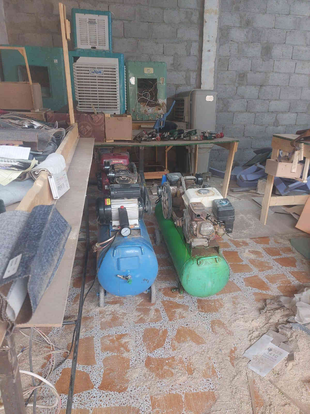 سلام عليكم غراض معمل كامل قيم بل يرضي الله مكاني بغداد الحسينيه هذه رقمي ***********
