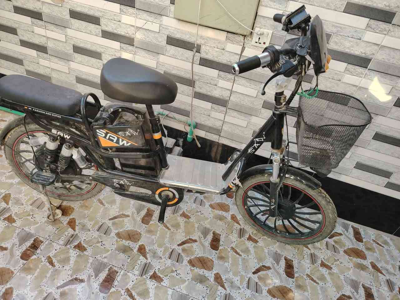 دراجه هابطه بطاريتها ب١٠٠ وتستخدم باسكل بنفس الوقت 
 ديوانية...حي الزهراء الشراي خاص


**إذا كنت صاحب هذا الإعلان وتريد حذفه لأي سبب، رجاءا أرسل رسالة إلى الدعم الفني**