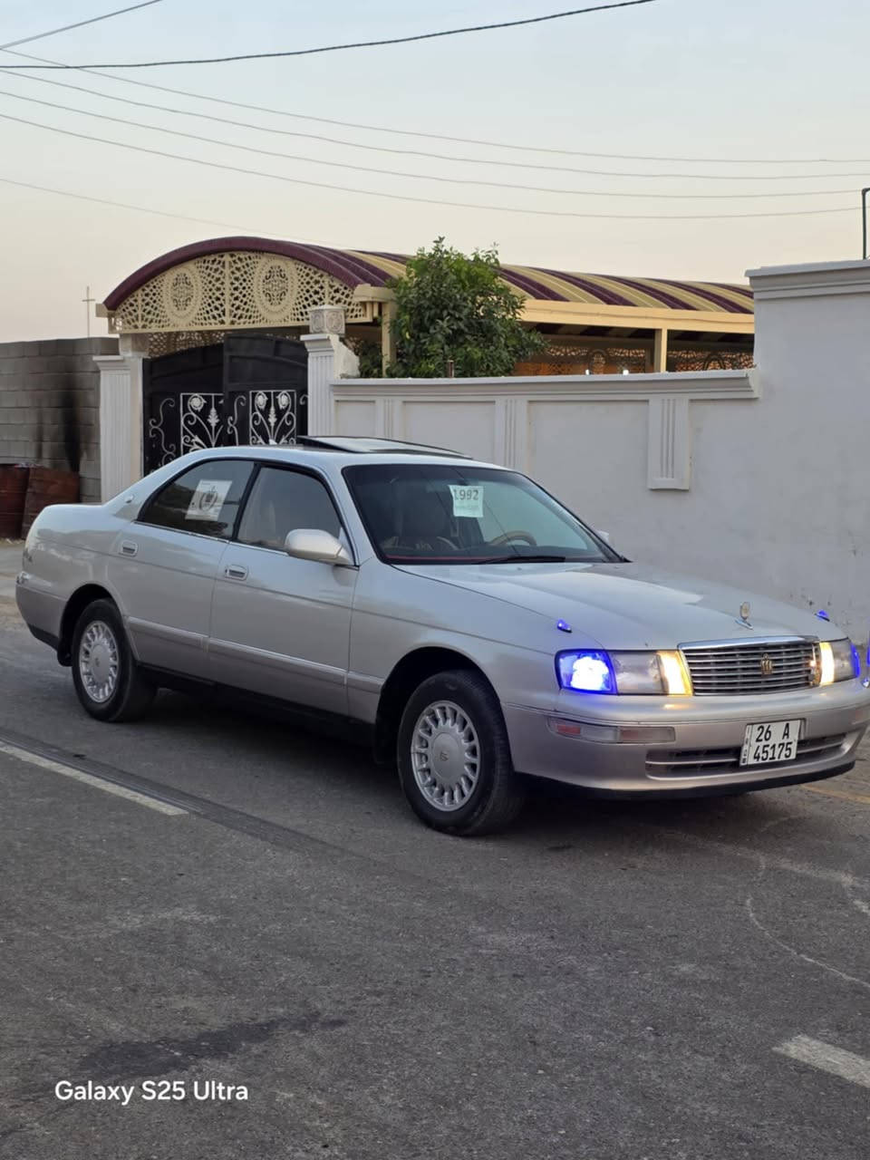 السلام عليكم 
بطة  للبيع موديل 92 
گير ومحرك 2500 قبل 5 اشهر مشدود حاوية 
مصبوغة جماليه بدون ضربه اثر جراد فقط
تخم تاير كهربائيات فول كامله منضومة زنون 
رقم صلاح الدين دولي سنويه لل29 شرط التحويل 
سياره كامله وجاهزه 
#السعر60 وبيها مجال شي قليل
#العنوان_تكريت_العلم 
للأستفسار اتصل ***********
***********
