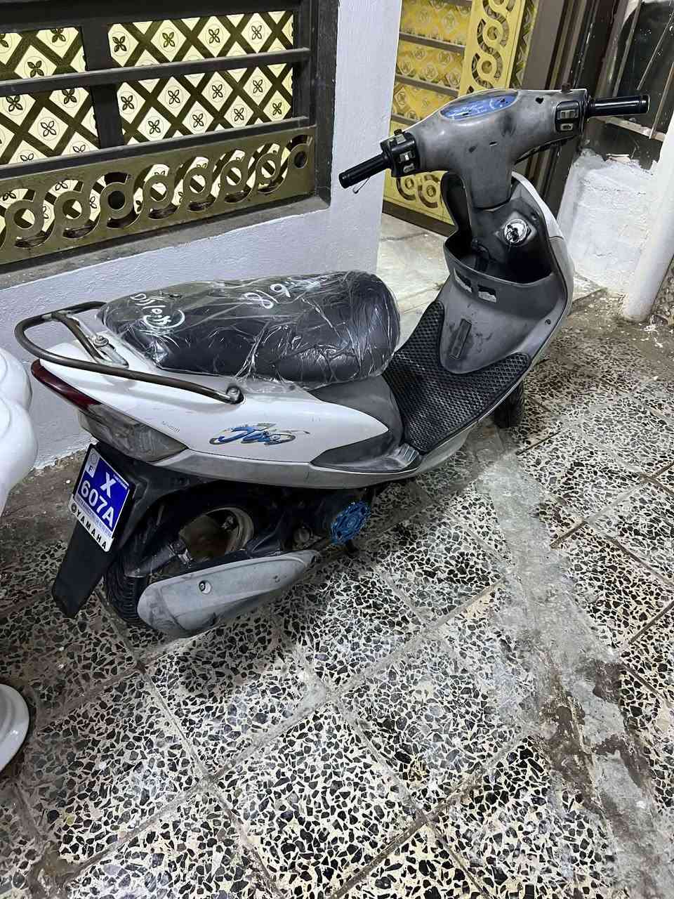 سلام عليكم ماكس منغولي للبيع دراجه فول صارله شهرين من نزلته من الحاويه الدراجه كله ختم واحد برغي ما مفتوحه منه وين متريد افحص تشتغل سلف وهندر كهربائيات كله شغاله دراجه فول شراي خاص او نتصال عل رقم *********** مكان نجف كوفه يم جامع الحسان
