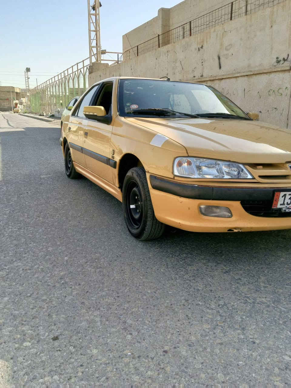 السلام عليكم بيجو بارص موديل 15 سياره مكفوله كفاله عامه عده الهلال الخلفي بيه باره كد شبر مكينه كير حداديه تخم تاير وتبريد كله مكفول وجاهز مصفره هيئه وغرامات وبسمي رقم نكليزي السياره خطين غاز بانزين مكينه لا تنقيص ولا تبخير السعر 44 والشراي بخدمته ***********
