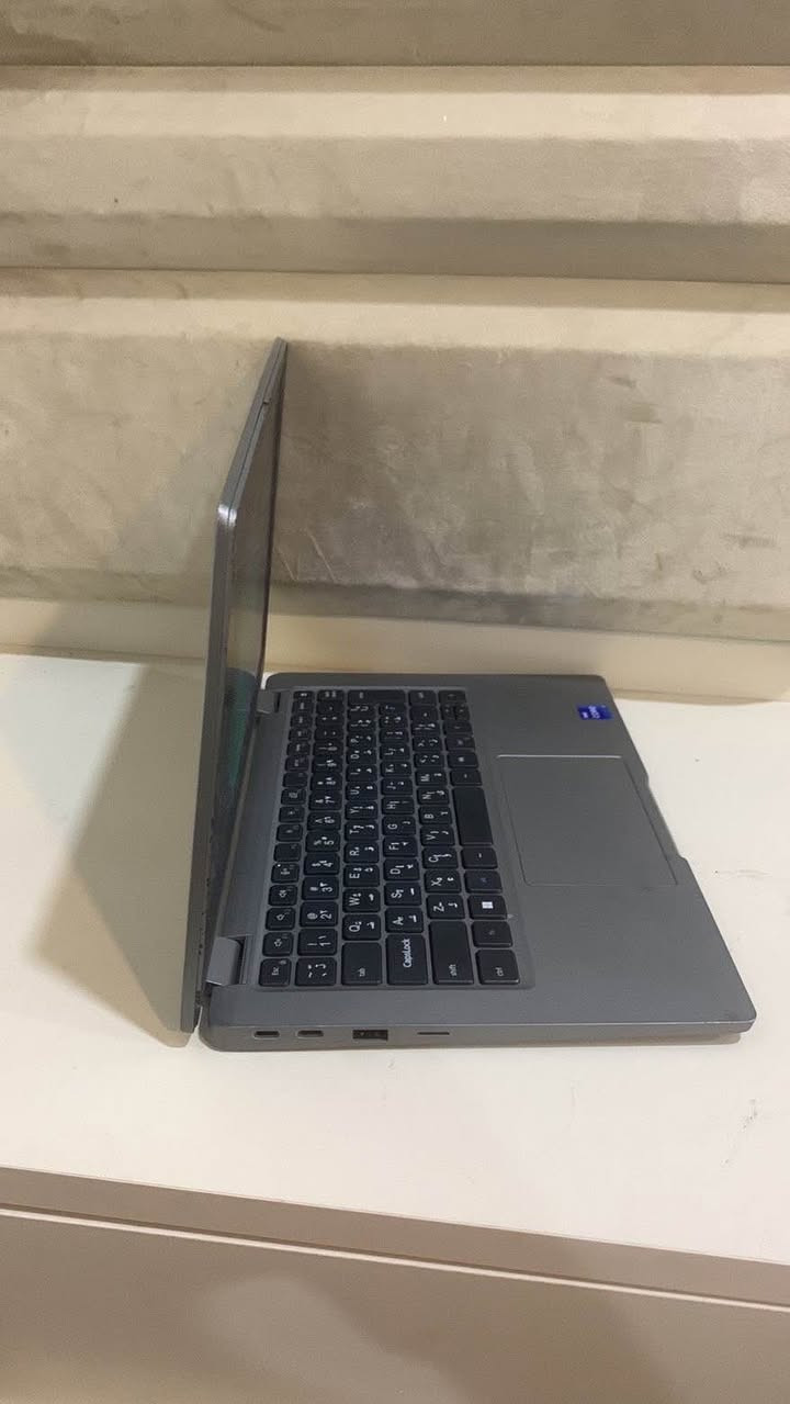 dell 5320
core 17 th11
ram 8 gb hard 256 ssd scrin 13 inch
250$ 
*********** أربيل, العراق
