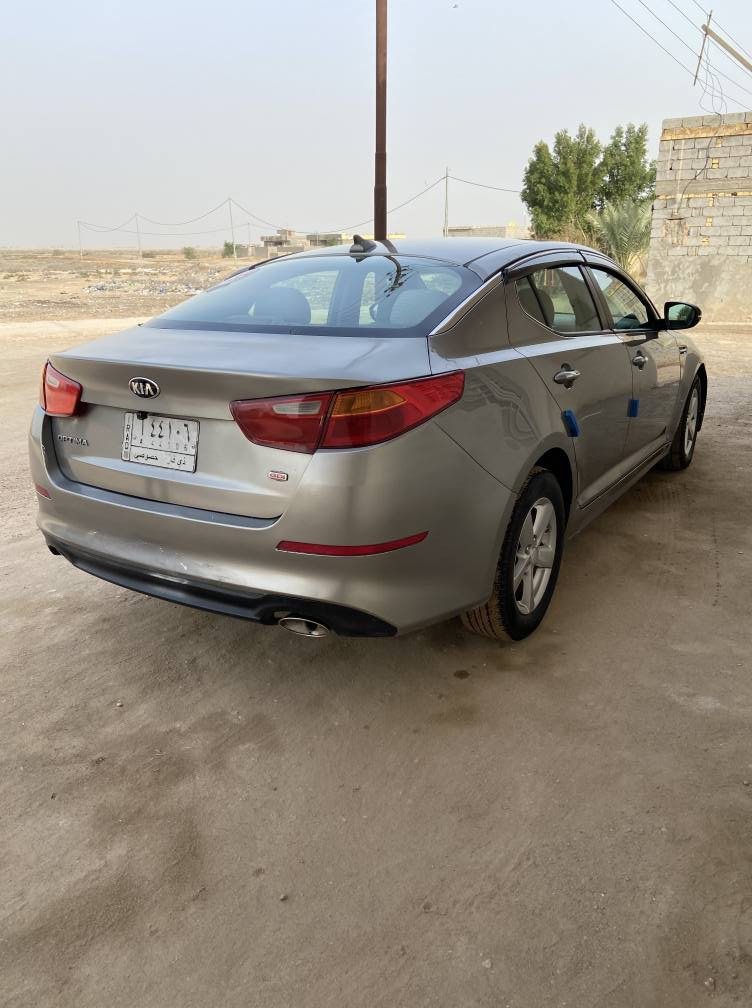 كيا اوبتيما موديل 2015 رقم ذي قار حره تحويل بيها قطعتين صبغ فقط قبق الصندوق وداير الجاملغ والباقي كفاله عامه ضربه وتبديل وصبغ السياره جاهزه وجديده مكينه كير حداديه تخم تاير تبريد❄ ما بيها اي نقص مواصفات شاشه كامره ويلكب حساسات امامي خلفي تحكم استيرن اشاير بل مرايه محرك 2400 دبل كزوز وباقي المواصفات المعروفه السعر 113 و بيها مجال للشراي للاستفسار الاتصال على الرقم *********** مكاني ناصريه للبيع او المراوس البصرة, العراق
