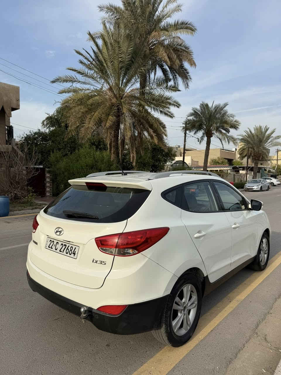 السلام عليكم عندي هونداي توكسان خليجي موديل 2011  السيارة كامله مكان بغداد العامرية رقم اربيل الدولي بأسمي 
بيها باب صبغ اثر طخة خفيفه وهلال الجمالغ الخلفي فقط 
السعر 130 بيها مجال بسيط 
***********
