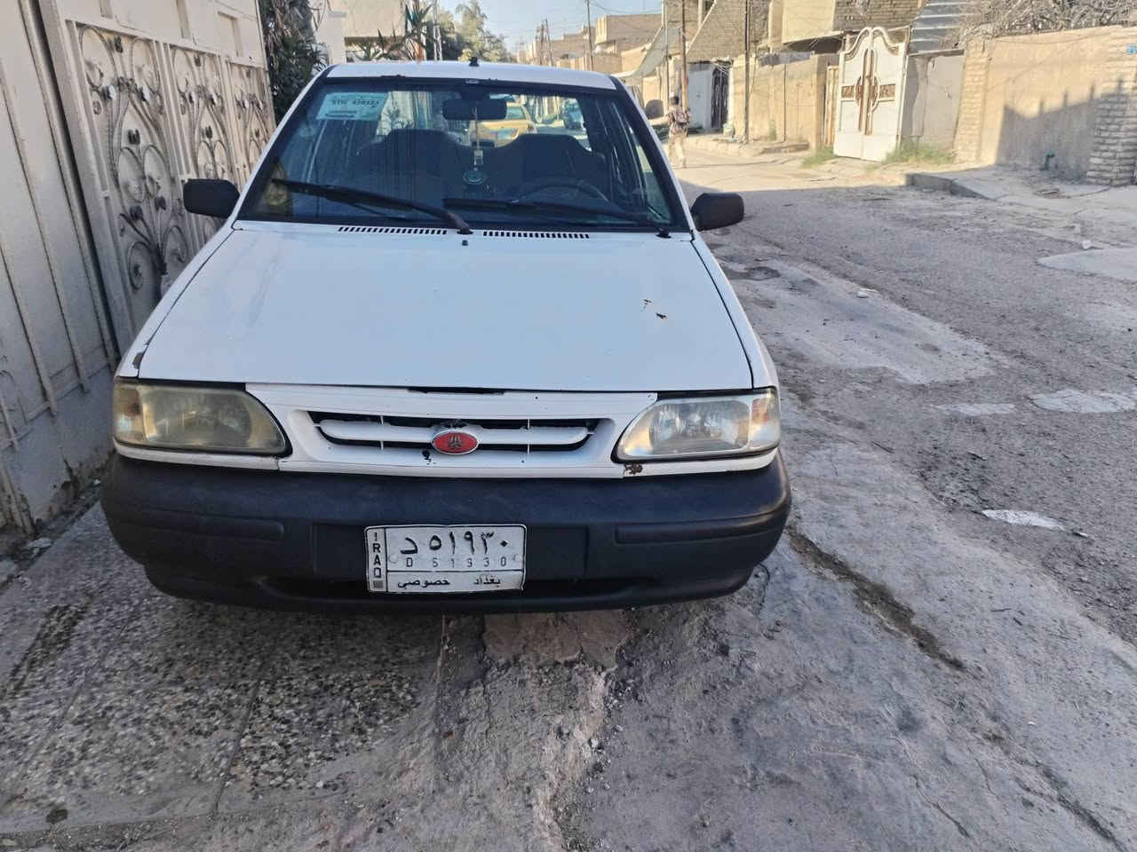 السلام عليكم ورحمة الله وبركاته سايبا 2011 كرستال سياره جديده وكل نقص مابيها الله شاهد ومامشتغله تكسي ابد من نزلت من الشركه لليوم مامشتغله تكسي السياره بيها جاملغ الي من جهت السايق تبريد شغال جاهزه من كلشي السعر ٤٠ وبيها مجال بسيط متواجد ع فيس والي ايحب يتصل ***********
