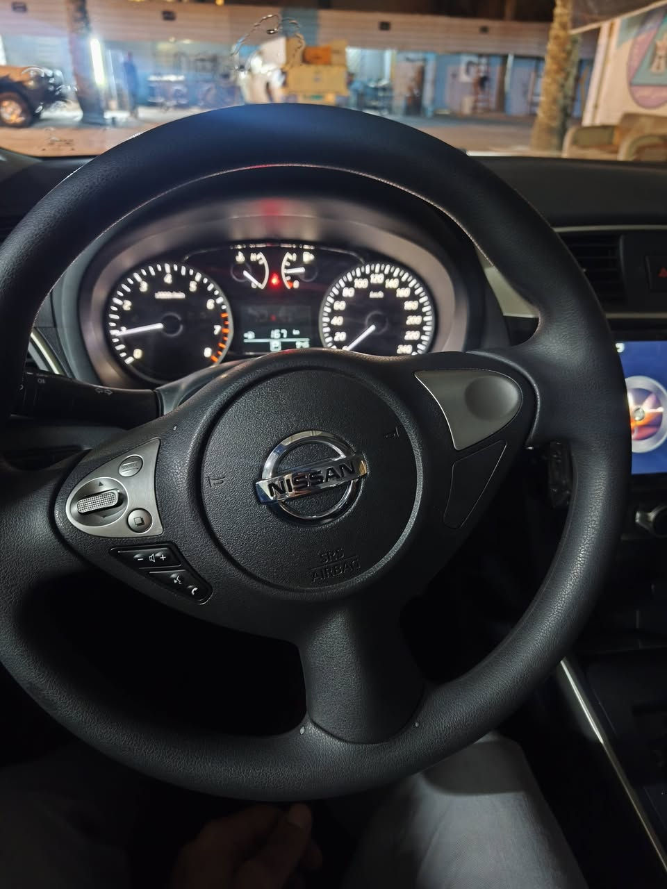 مكلف بل النشر نيسان سنترا سيلفي (( 2025 )) زيرووو رقم اربيل الدولي الجديد 
((  العقد والوكالة مجاني والتحويل مباشر))
المواصفات :
فتحة سقف،
شاشة،
كاميرا ،
داخل اسود
تحكم ستيرن،
ويل كب حجم 16 ، 
مانع انزلاق ، 
محرك 1600 ، 
يدات نيكل ، 
تبريد خلفي ، 
بلوجتر،
مري كهرباء ، 
لايت ماطور ، 
نظام Eco ، 
نظام ABS ,
ايرباك عدد ( 6 ) ,
عنواني الكراده
موبايل ☎️ ‏‪0774 498 8912‬‏
رايدهه ب130 وبيهه حق جيتك
