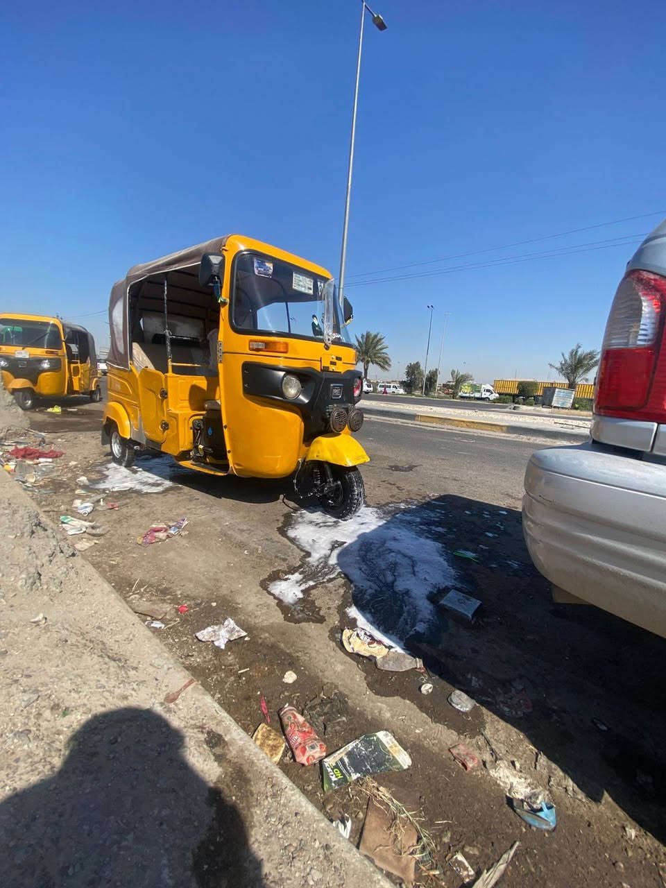 سلام عليكم ورحمه الله وبركاته تكتك للبيع موديل 2021 تكتك كامله تخم تاير صدر مكينه  خير من الله بيها اكسن بدايه ونه ومكينه مفتوحه مكينه خير من الله ناعمه تكتك مصبوغه للجماليه توحيد لون جانت لونين اوراق مو رقم تكتك كامله كبل للشارع السعر 7/500 وبيها مجال لطيبين العنوان بغداد الأمين الثانيه الرقم ***********
