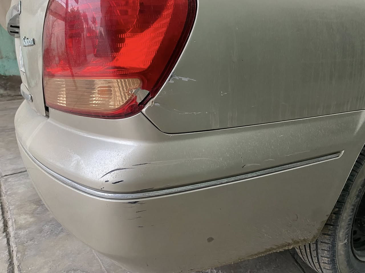 سني ٢٠٠٤ لون ذهبي صبغ عام بدون دواخل محرك شرط كيرها اوتماتيك بي عته من الاول ع ثاني والباقي طبيعي رقم كركوك مميز دولي سنويه حتى ٢٠٣٠ السعر ٧٤ والمكان صلاح الدين بيجي للاستفسار ***********
