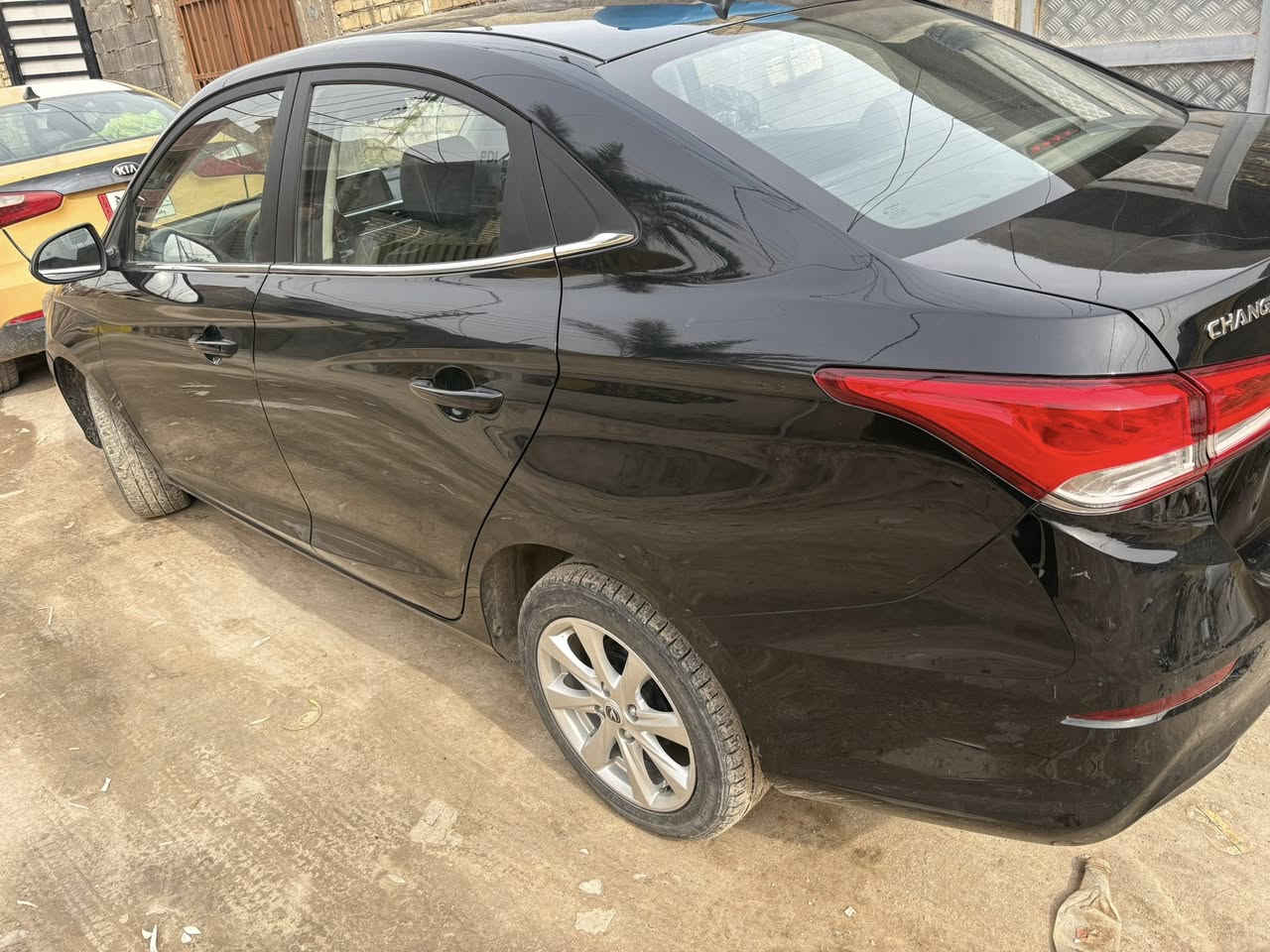 السلام عليكم
شانجان السفن موديل ٢٤ رقم بغداد

مكفولة من البارد والصبغ

سياره على وضع الشركه 

السعر ١٠٠$ وبيها مجال بسيط جدا

العنوان حي الشعب

***********
