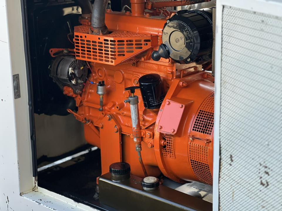 تحيه طيبه
#دخول جديد 
مولد نوع افيكو ايطالي 🇮🇹
القدره 4بستم 
سعه التوليد 40kva نوع ميگالتا ايطالي 🇮🇹
مع سستم برودكشن كامل للحمايه إطفاء وتشغيل ذاتي فول اوتو المولد شرط الحمل ✅
للاستفسار ☎️
*********** 
***********
