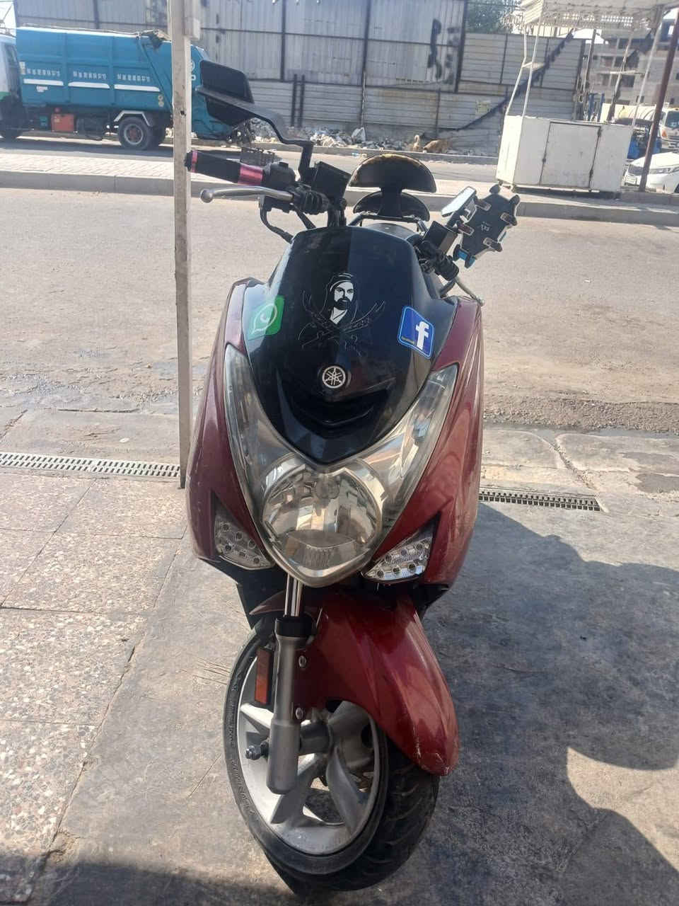 سلام عليكم شباب دراجه للبيع عقلها ضارب كهرباياتها كلها شغاله لايت زنون سعر 600 مكاني كفاءات العبيدي ***********
