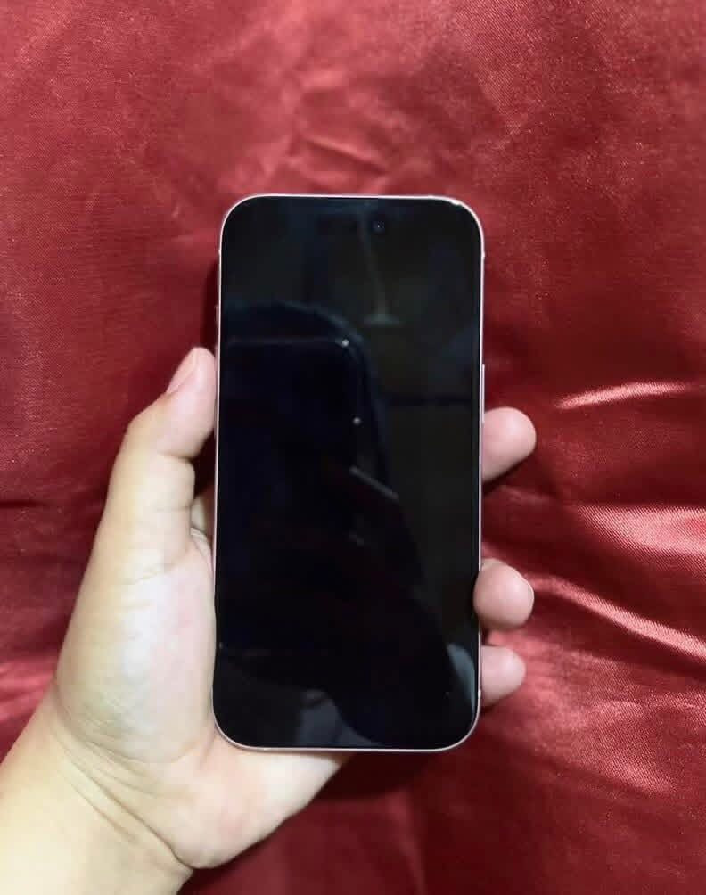 iphone 15
ذاكره 256
بطاريه 88%
‏1 sim يدعم
إمريكي . نموذج AM
مامفتوح . بدون ملحقات
 جهاز طافي فحم.فقط يحتاج تحديث كامل برمجه شعار ابل . بدون ايكلود لأن كله متوقف حالياً  
فحص مع ظمان
سعر 125 الف نهايته
عنوان / اربيل مناره + متوفر توصيل


**إذا كنت صاحب هذا الإعلان وتريد حذفه لأي سبب، رجاءا أرسل رسالة إلى الدعم الفني**