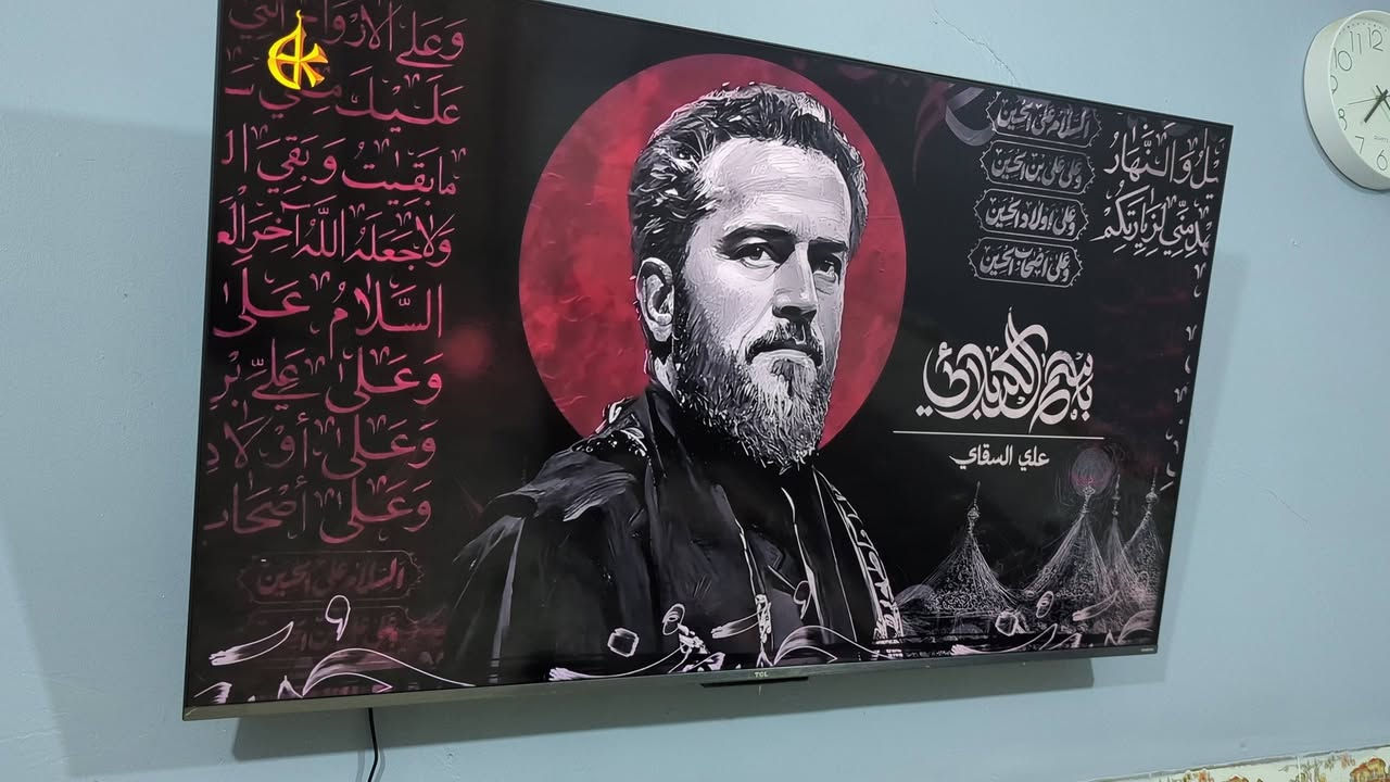 المواصفات الكاملة لتلفزيون TCL 55C735: [1, 2]
📺 الشاشة وجودة الصورة

نوع الشاشة: QLED (Quantum Dot) لألوان غنية وواقعية.

حجم الشاشة: 55 بوصة.

الدقة: 4K Ultra HD بدقة 3840 × 2160 بكسل.

معدل التحديث: يدعم 144 هرتز (VRR) لمنع تمزق الصورة.

تقنيات الصورة: Dolby Vision IQ و HDR10+ و HLG لتحسين التباين.

معالج الصورة: معالج ذكي يدعم تقنية تتبع الحركة MEMC وسلاسة العرض. [1, 2, 3, 4, 5, 6, 8, 9]

🎮 ميزات الألعاب (Game Master)

المنافذ: منافذ HDMI 2.1 تدعم دقة 4K بمعدل 120Hz/144Hz.

تقنيات المزامنة: FreeSync Premium من AMD لتقليل تأخر المدخلات (Input Lag).

وضع الألعاب: ميزة ALLM (وضع زمن الانتقال المنخفض التلقائي) وبار الألعاب الخاص (Game Bar). [1, 2, 4]

🔊 الصوت

النظام الصوتي: مجهز بنظام سماعات من شركة Onkyo العالمية.

القدرة الصوتية: 20 واط (10W × 2).

تقنيات الصوت: Dolby Atmos و DTS-HD لتجربة صوت محيطي وسينمائي. [1]

🧠 النظام والذكاء الاصطناعي

نظام التشغيل: Google TV المطور مع إمكانية الوصول لمتجر التطبيقات والمنصات (Netflix, YouTube).

التحكم الصوتي: يدعم المساعد الصوتي الذكي (Google Assistant) والتحكم بدون استخدام اليدين.

المشاركة الذكية: مدمج به Chromecast ودعم Apple AirPlay 2 للمشاركة المباشرة من الهاتف. [1, 2]

⚙️ العتاد والاتصال

الذاكرة: 3 جيجابايت رام (RAM) مع ذاكرة تخزين داخلية 32 جيجابايت.

التوصيل: واي فاي ثنائي النطاق (2.4G/5G) وبلوتوث إصدار 5.0.

المنافذ: 4 منافذ HDMI ومنافذ USB. [] سعر400الف مكاني بغداد وره سيطرت الشعب شاشه فقط اكووصخ فوك مامبين ابد باقي مكفول


**إذا كنت صاحب هذا الإعلان وتريد حذفه لأي سبب، رجاءا أرسل رسالة إلى الدعم الفني**