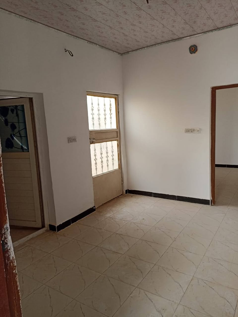 بيت 100م بل 51 قرب 60 اتصل على الرقم ***********
