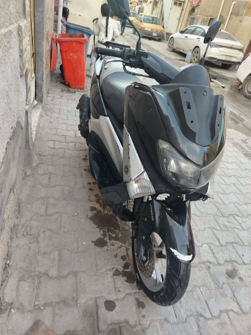 سلام عليكم دراجه ان ماكس ١٦٠ موديل ٢٠١٧ ماكلك نظيفه واسويه مال حاويه تعال وشوف بعينك احسن سعره ب 12 ورقه بيه مجال 
***********
