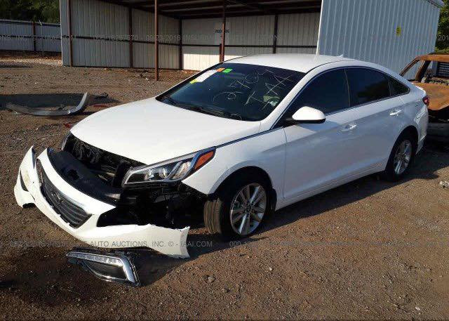 السلام عليكم سوناتا موديل 15 بيهه حادث دعاميه اماميه بس امريكيه السياره سياره نضيفه صدر امامي خلفي جديد بلعراق صار بيهه جاملغ خلفي بس بدون دواخل تلاث انضمه قياده
كشن كهرباء 
محرك 2400
***********
