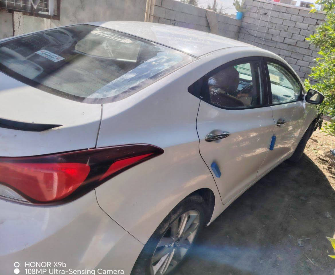 الهم صلي على محمد وآل محمد
السلام عليكم شباب
الأسم / النتره
موديل / 2014
السعر / 107وبيها مجال
لون / ابيض
انسه الصرف 
تعمل مركبه / هايبرد +بانزين 
مكينه 1600 شرط بانزين عادي 
مواصفات /تبديل بنيد وباردين 
1/ شاشه تاب
2 / كامره خلفيه دواره
3 / حساس خلفي
رقم بابل مكاني ذي قار قضاء الاصلاح 
***********
