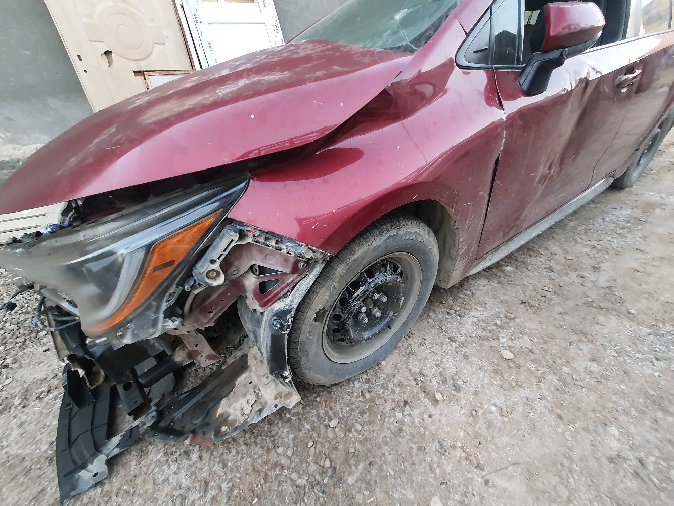 سلام عليكم كورلا موديل ٢٢ رقم بغداد معوقين راعيها موجود سياره بيهه بجم وباب سايق ضربه خفيفه محرك وكير مكفول سياره شغاله 