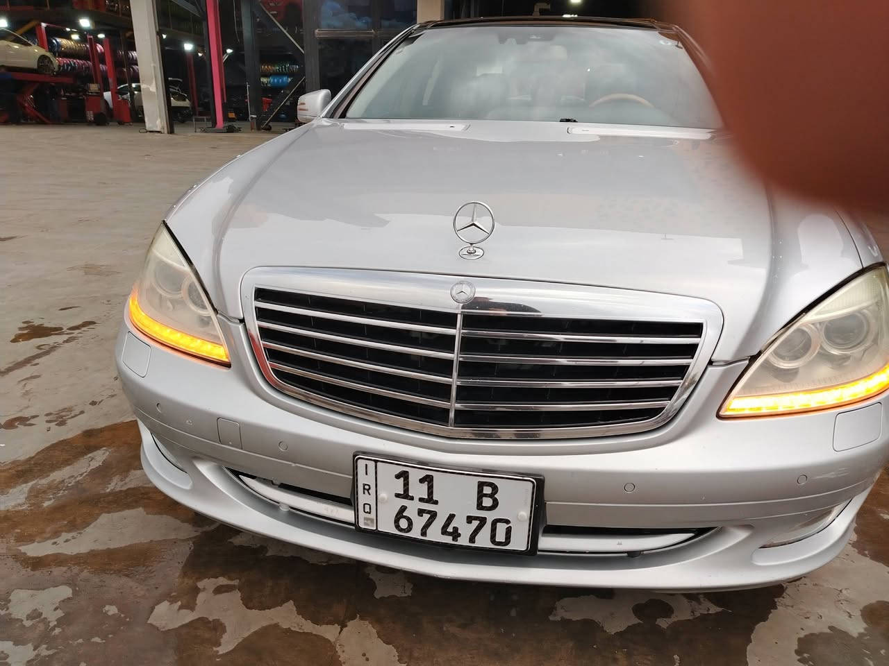 سلام عليكم مارسدس S350 خليجي كفاله عامه بدون صبغ بدون حادث فقط قبق جنطه مبدل ونفس لون سياره بانوراما كشنات جلد كهرباء حساسات خلفي امامي كامره بلاديه بيبان شفط مري شفط بردات بلاديه ملاحضه مكينه بيهه بدايت تبخير  سعر السياره السعر١٦٠عنوان بغداد سبع البور *********** ***********  بدون مراوس فقط بيع
