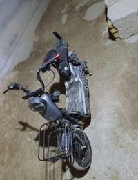 دراجه شحن للبيع بطاريات جدد صاله شهر من طاله من الشركة تمشي 90 حقيقي ت...