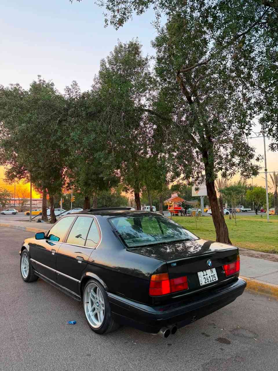 بيئم BMW موديل 1991 اصل 
مكينه 28 دبل فانوص 
سياره جاهزه مبيه نقص فقط ابطاين ابواب نقصه 
مكان السياره بغداد سيديه 
سعر 69
***********
