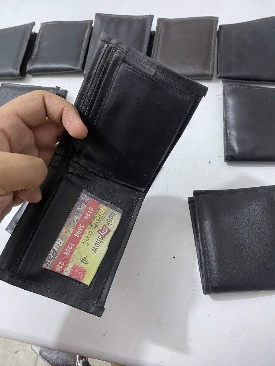 محفظات
25محفظه ب 16 ألف واصل


**إذا كنت صاحب هذا الإعلان وتريد حذفه لأي سبب، رجاءا أرسل رسالة إلى الدعم الفني**