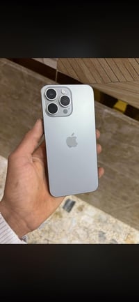 آيفون ١٥ برو ماكس • بطاريه ٩٠% • ميسان