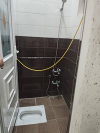 هذا البيت بيع مستعجل. يفيدك حتى على باب الله. استفاد بي . مواصفات........