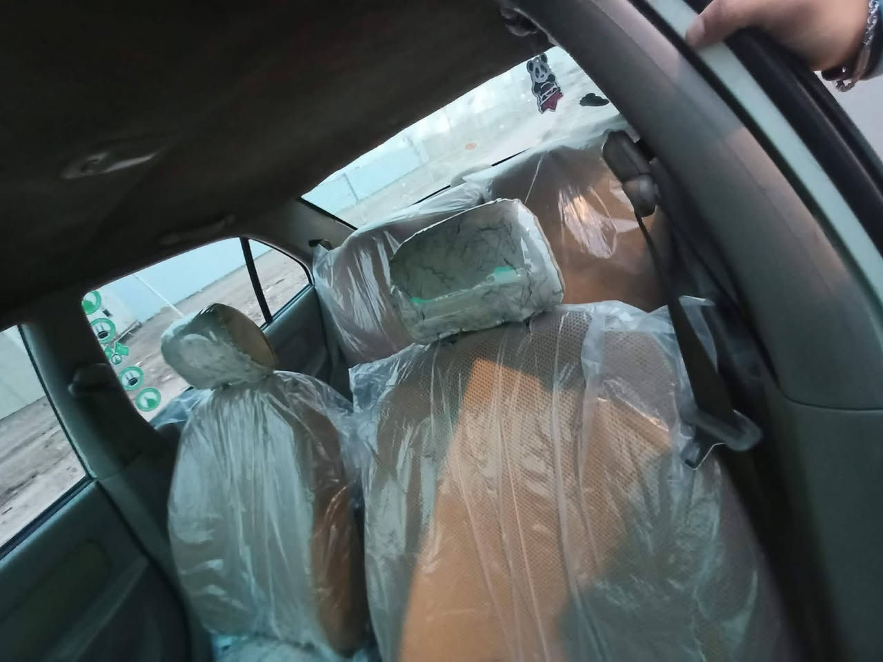 سلام عليكم فيرنه 2014 رقم بغداد سيارة مال جناي خير من الله كير محرك جديد زنون دوشمه جديده كاعيه جديده من ايدك للشارع وبل عافيه عل ياخذه***********
