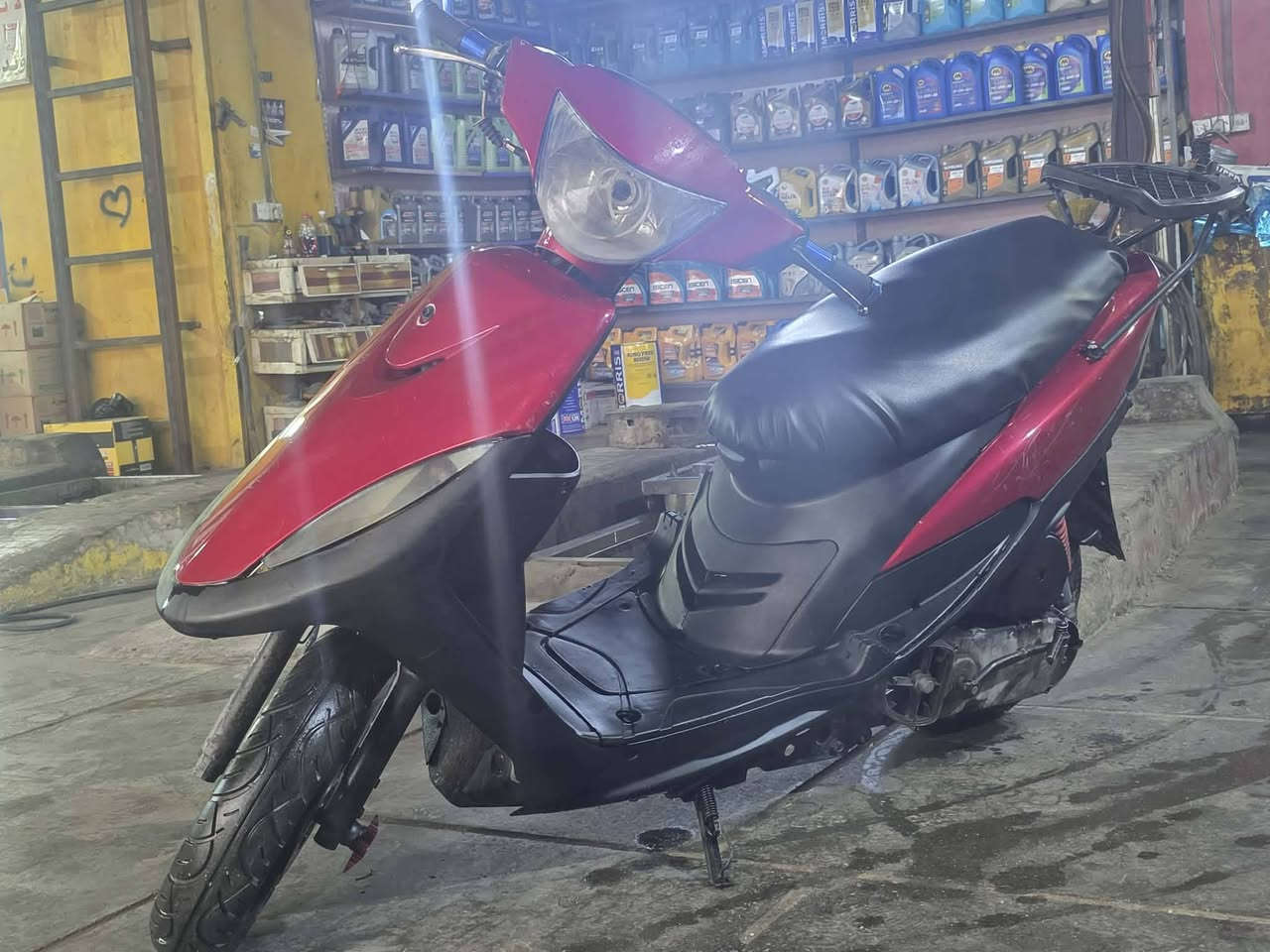 دراجه ماكس عدله تعمير كله جديد سعر325 وبيها مجال ***********
