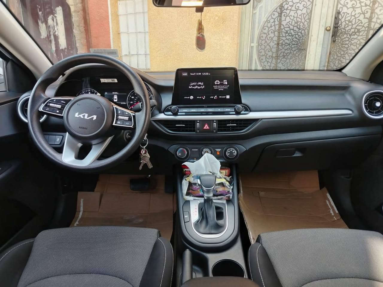 كيا فورتي موديل ٢٠٢٤
امريكي ضرر بسيط جدا فقط بارد بحافة البنيد وحافة الجاملغ الايسر ليبل واحد السيارة
جاهزة جديدة جدا  ماشية ٢٨ الف
بسمي السعر ١٦٠ هاتف ***********
