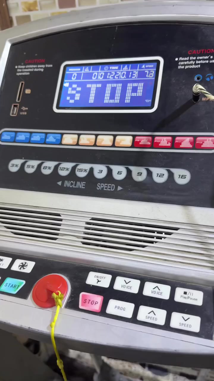 جهاز جري للبيع مكان مدينه الصدر يتحمل لحد وزن ١٥٠ وتفاصيله بلفيدوهات واضحه سعره٣٠٠ وبي مجال كلش قليل


**إذا كنت صاحب هذا الإعلان وتريد حذفه لأي سبب، رجاءا أرسل رسالة إلى الدعم الفني**