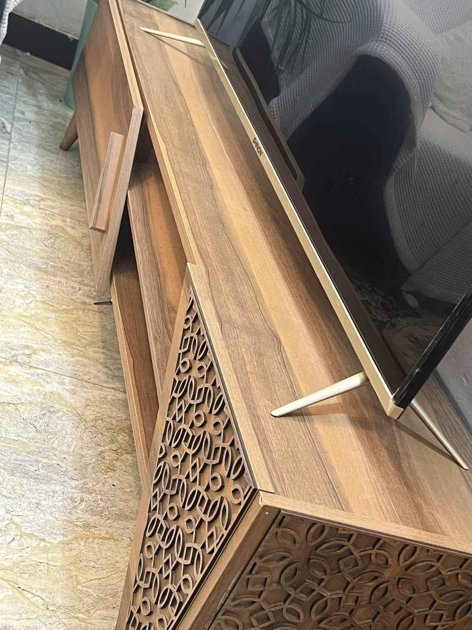 ميز بلازمه للبيع كلش نضيف
القياس متر و80

الارتفاع 40

سعر 100


**إذا كنت صاحب هذا الإعلان وتريد حذفه لأي سبب، رجاءا أرسل رسالة إلى الدعم الفني**