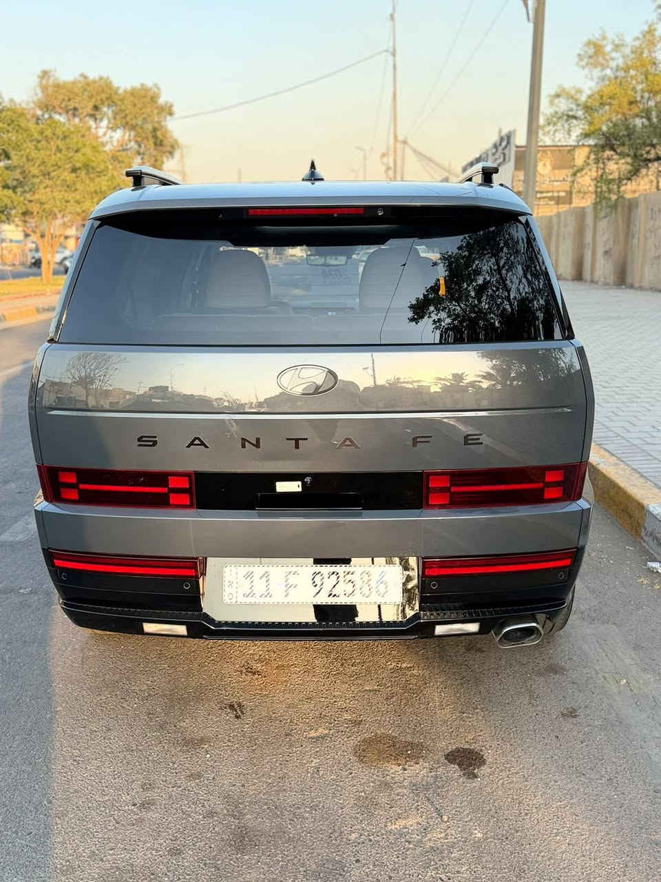 السلام عليكم عندي سنتافي تليكراف فول مواصفات موديل 24 واحد عل واحد حادثه بس بنيدارباك ستيرن ماشي 10الف ميل بسمي حره ***********

