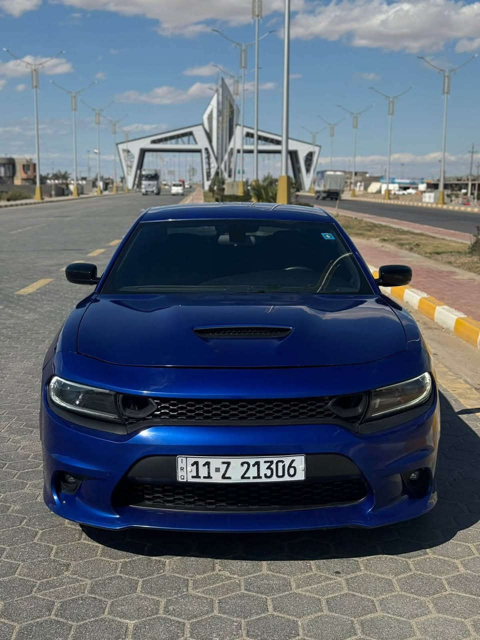 جارجر 2022
SXT 
ضرر ثلاث قطع صبغ 
عداد المشي mil 54.000 سعرها دفترين وبيها مجال
عنواني الأنبار ***********
