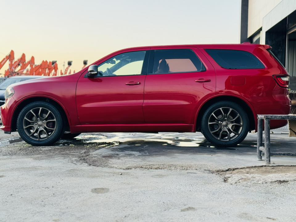 السلام عليكم دورنكو 2016 RT MAX اعلى فئه بلدورنكو  بيهه جامغ امامي فقط والباقي مكفول السياره بعد اخلى من الصور وجاهزه من كلشي رقم بغداد ترهم بيع او مراوس *********** //***********
